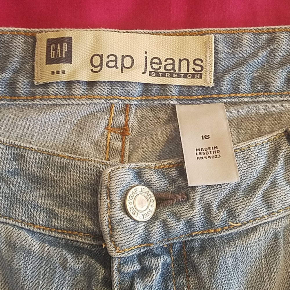 Gap Stretch Cropped Jeans Size 16